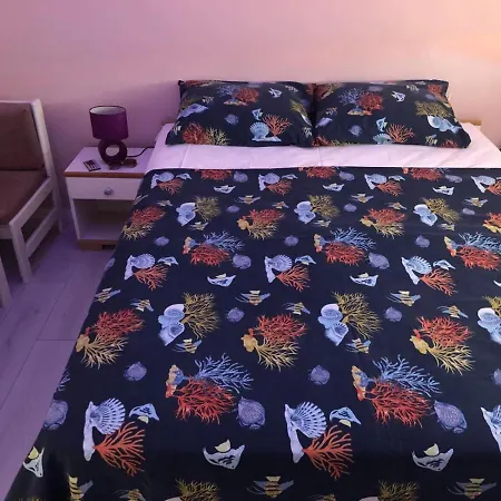 Πανσιόν Adriatic 3*