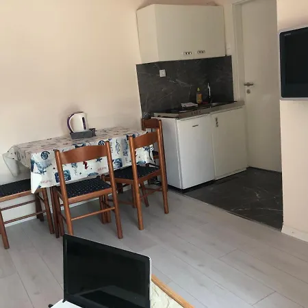 Adriatic Gæstehus Biograd Na Moru