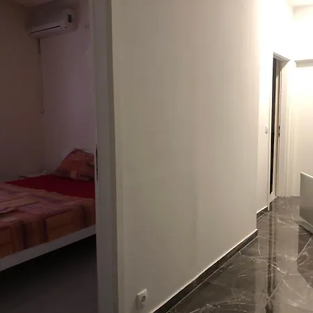 Adriatic 招待所 3*